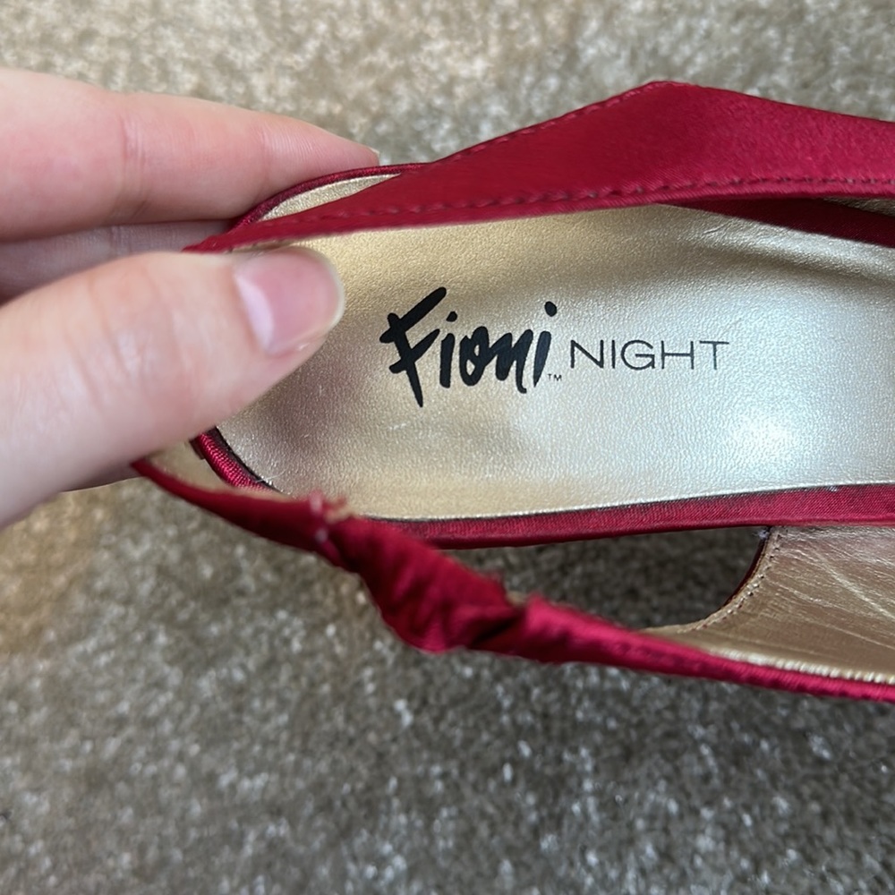 High heels - Picture 5 of 5